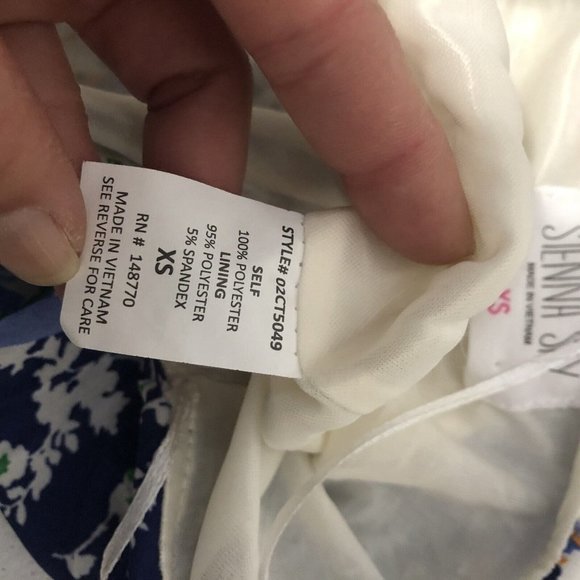 Sienna Sky Women's Halter Top Shirt Blouse  Boho Blue Floral Scarf Top size XS - Picture 9 of 10